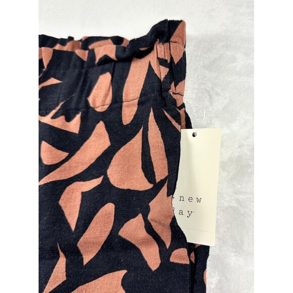 A New Day Womens Shorts Black Brown Sz L Tribal Print Linen Blend Comfy Vacay - Picture 9 of 9